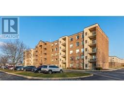 8335 Wyandotte STREET E, Windsor, Ontario