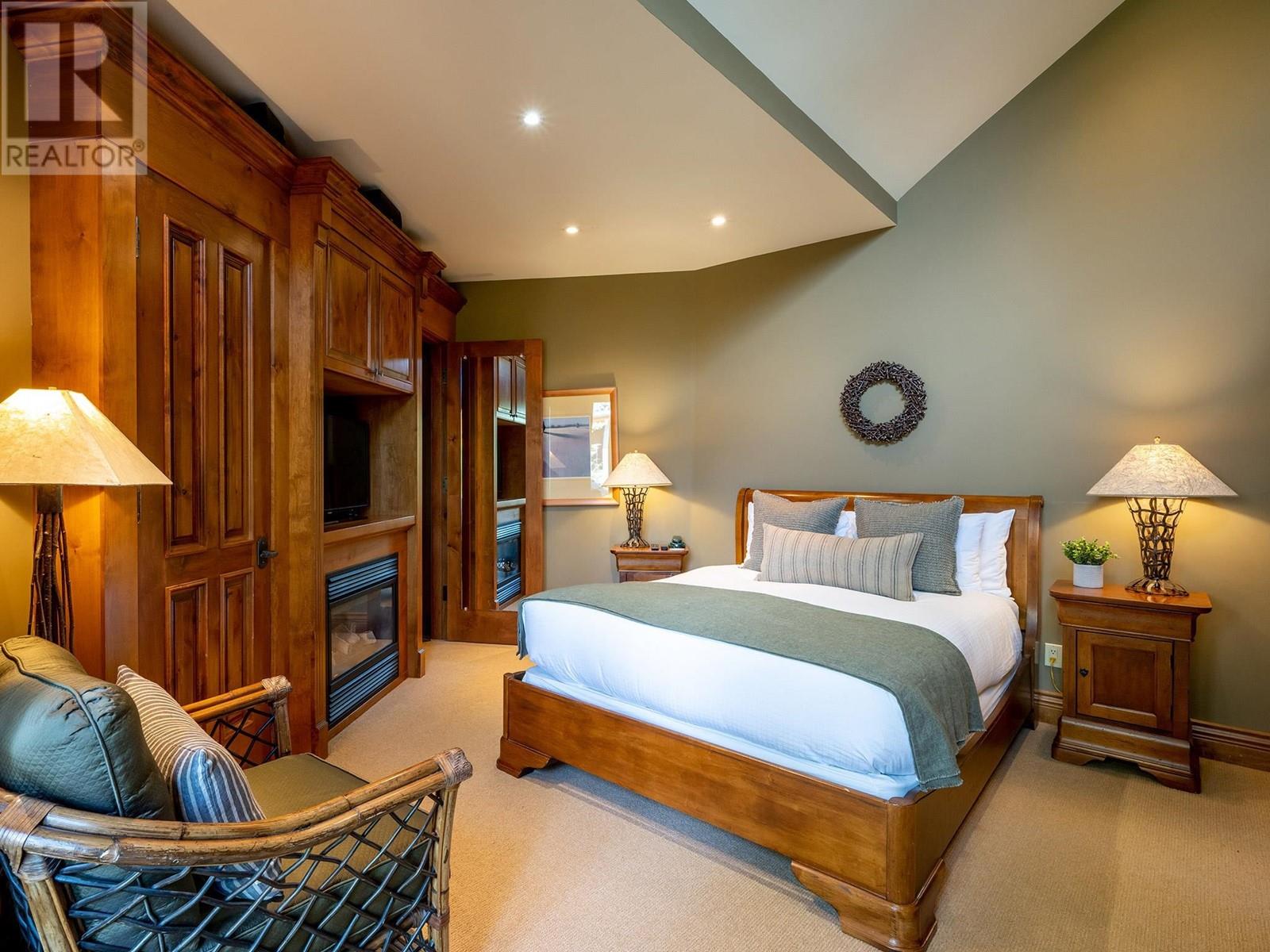 3220 Peak Drive, Whistler, British Columbia  V8E 0V4 - Photo 24 - R2889102