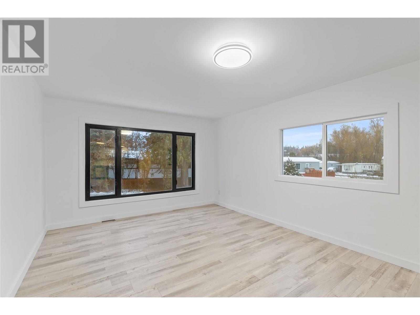 4061 11 Avenue Ne Unit# 10, Salmon Arm, British Columbia  V1E 1C7 - Photo 15 - 10330889