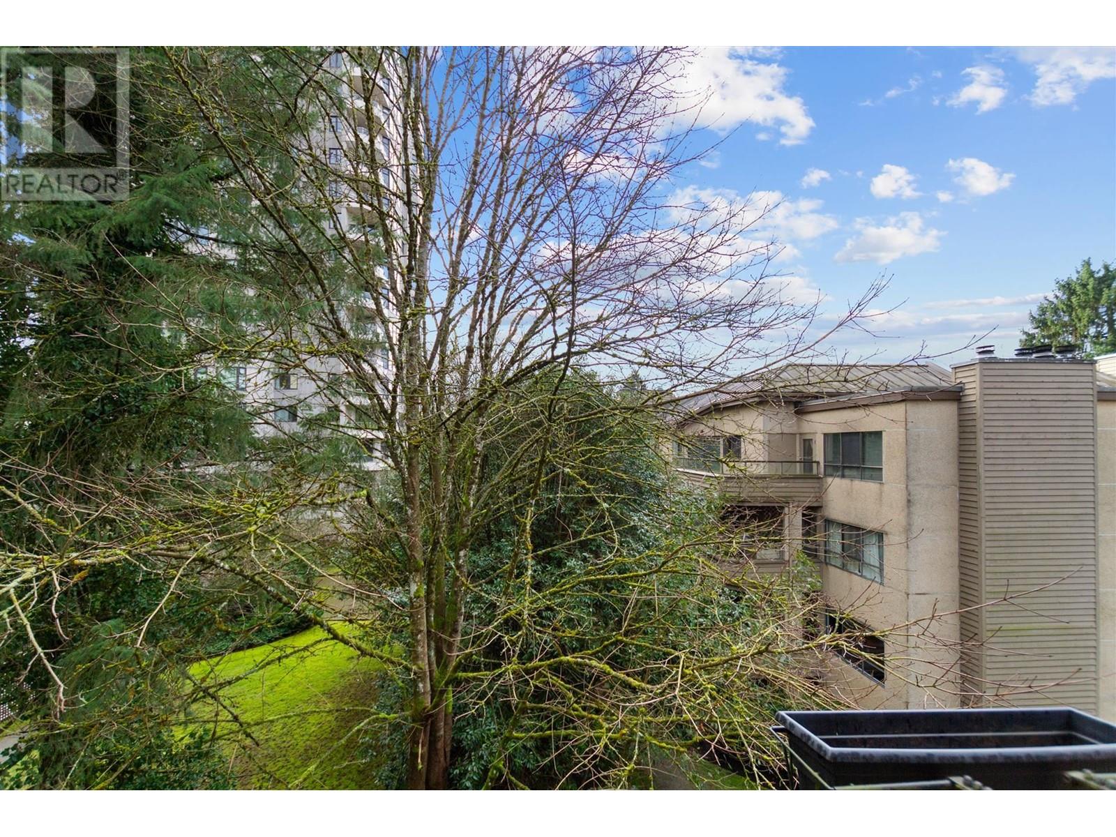 301 1690 Augusta Avenue, Burnaby, British Columbia  V5A 2V6 - Photo 18 - R2957458