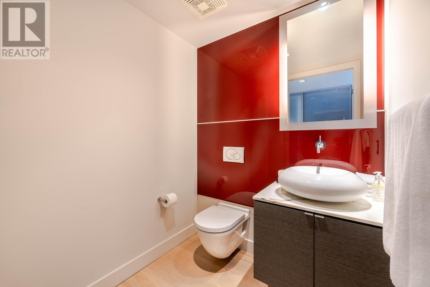 702 1499 W Pender Street, Vancouver, British Columbia  V6G 0A7 - Photo 12 - R2957468