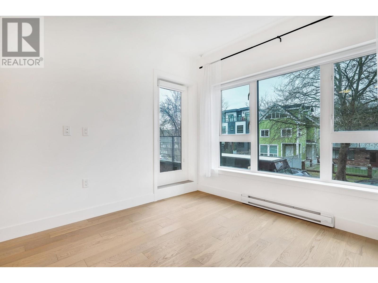 203 2666 Duke Street, Vancouver, British Columbia  V5R 4S9 - Photo 6 - R2956773