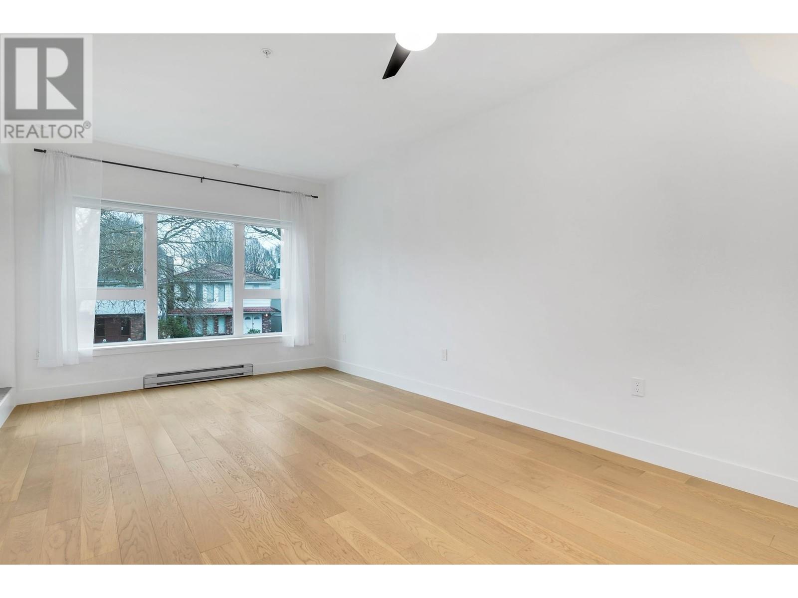 203 2666 Duke Street, Vancouver, British Columbia  V5R 4S9 - Photo 4 - R2956773