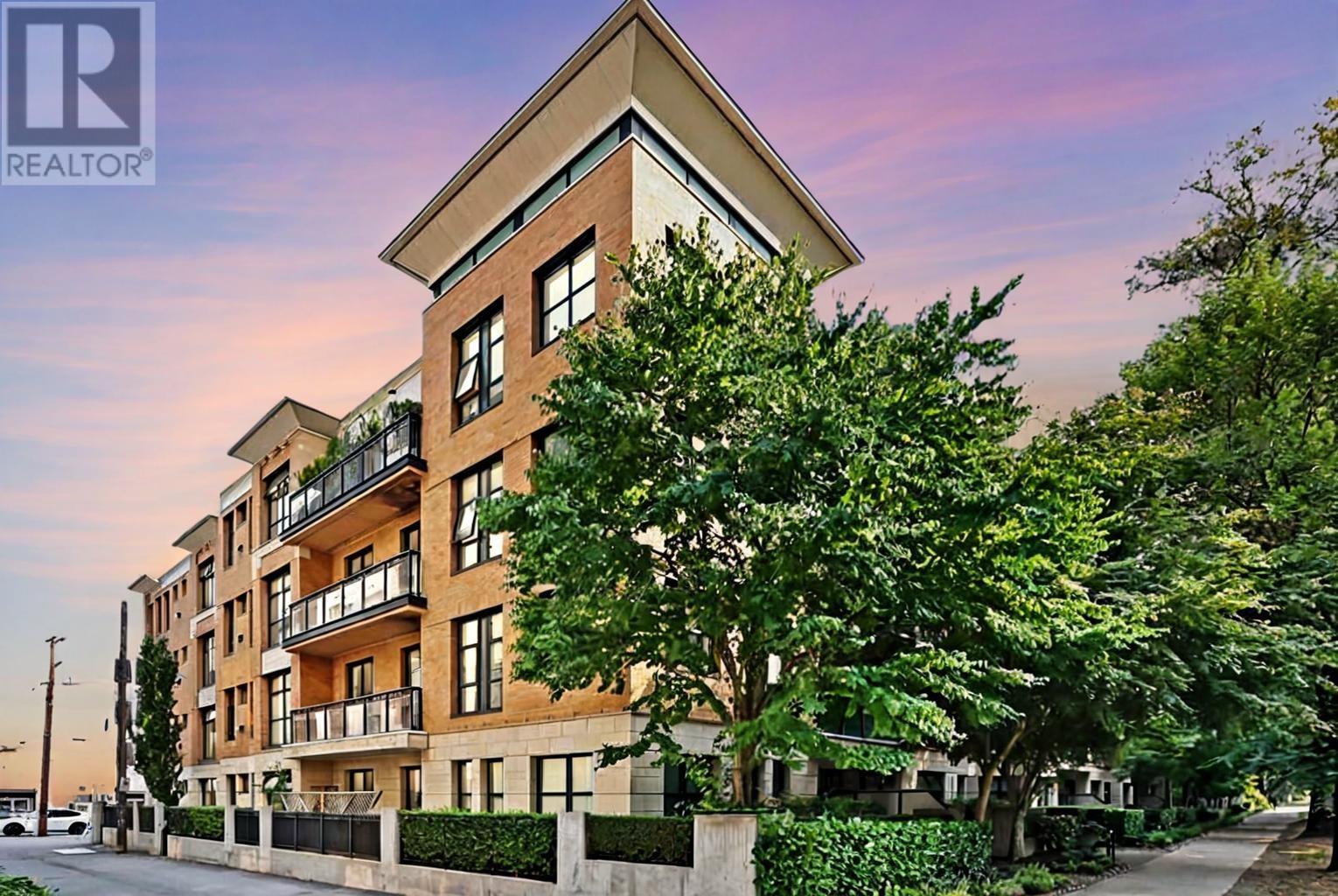 101 2065 W 12th Avenue, Vancouver, British Columbia  V6J 5L9 - Photo 1 - R2957510