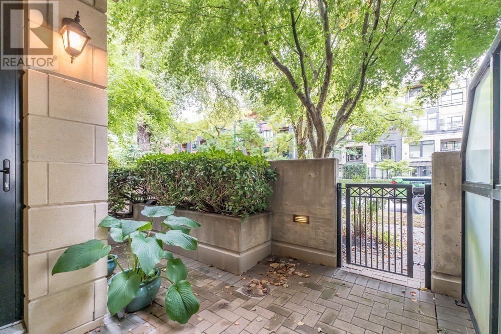 101 2065 W 12th Avenue, Vancouver, British Columbia  V6J 5L9 - Photo 9 - R2957510