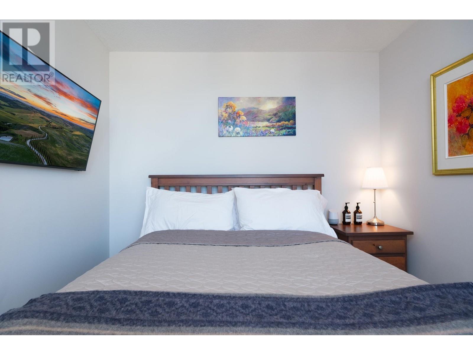 Listing Picture 14 of 25 : 2902 233 ROBSON STREET, Vancouver / 溫哥華 - 魯藝地產 Yvonne Lu Group - MLS Medallion Club Member