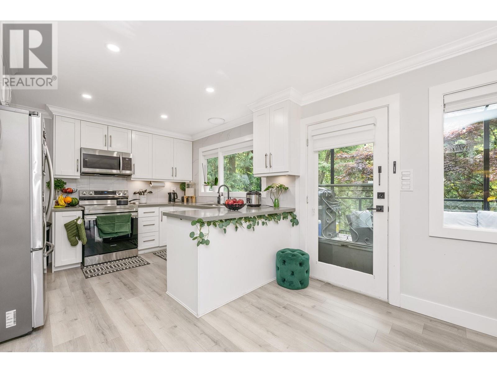 Property at 12339 240 STREET image 4