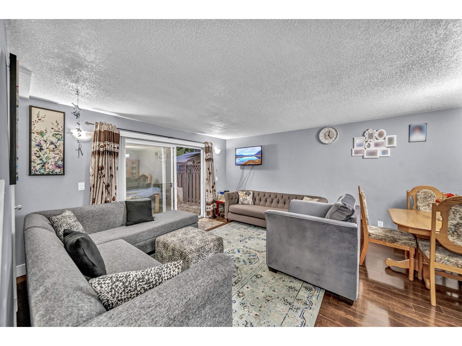 Property at 27 8555 KING GEORGE BOULEVARD image 3