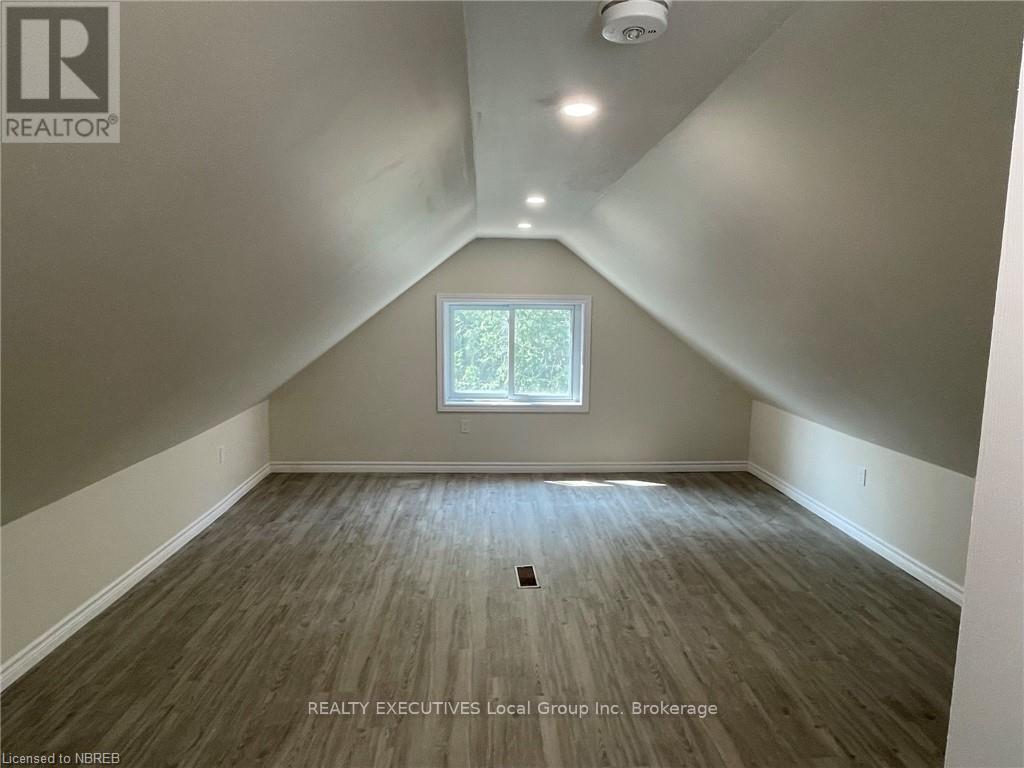 4319 Highway 11 N, North Bay, Ontario  P1B 8G3 - Photo 13 - X11929509