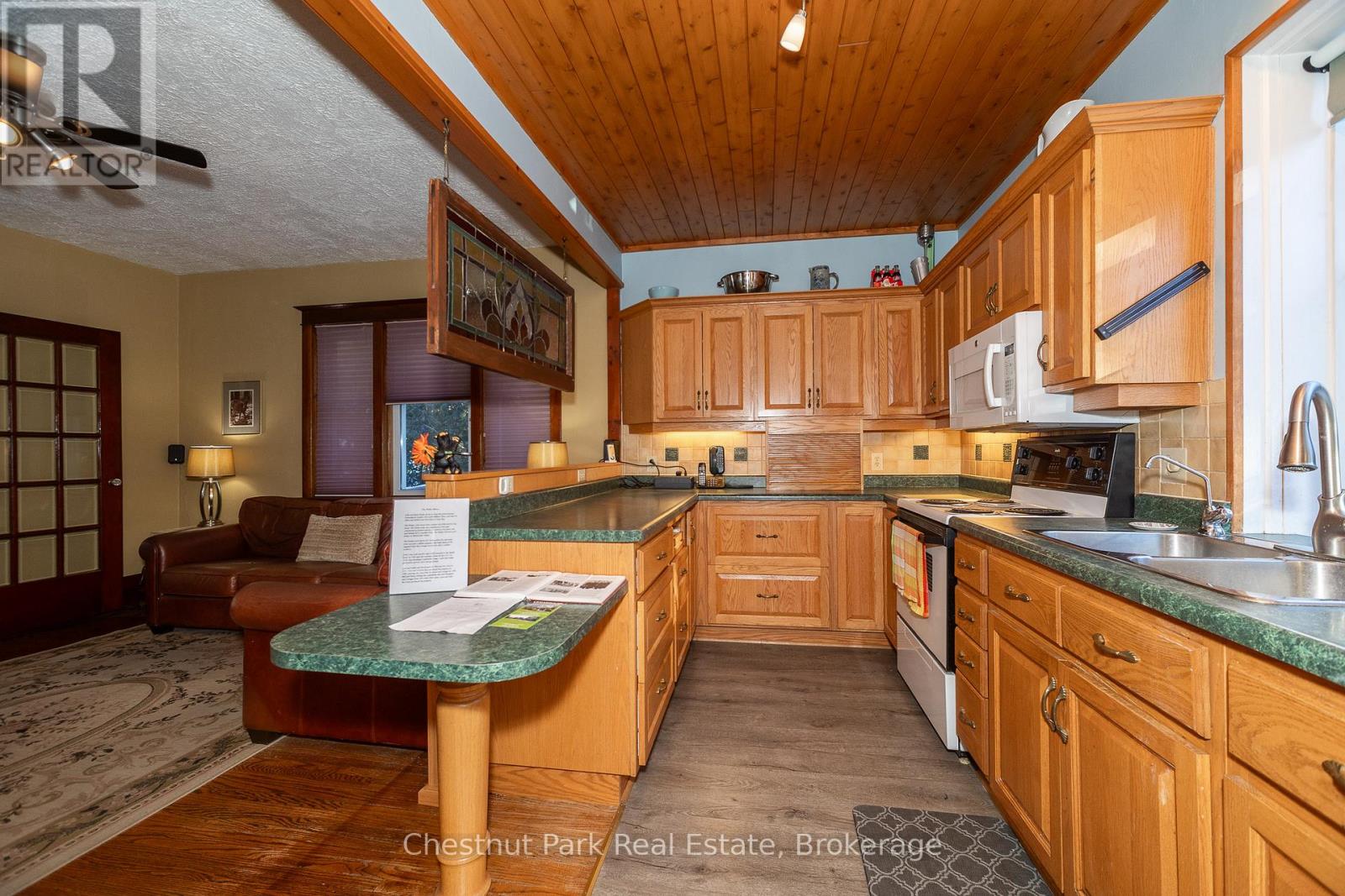 108 Beech Street, South Bruce Peninsula, Ontario  N0H 2T0 - Photo 26 - X11927191