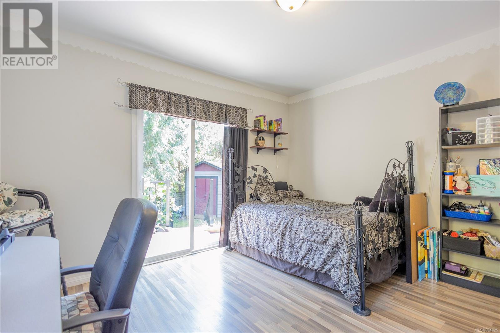 Property at 660 Rockingham Rd image 1