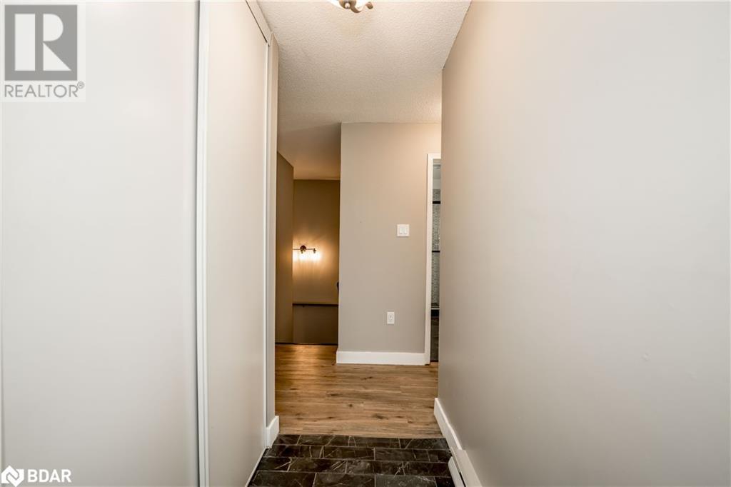 3 Sawmill Road Unit# 8, Barrie, Ontario  L4N 6X3 - Photo 5 - 40691222