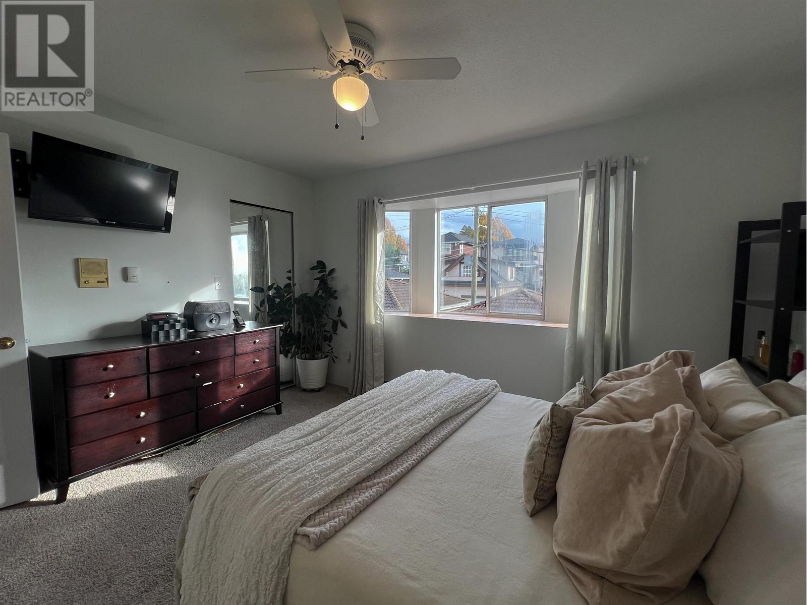 Listing Picture 19 of 24 : 8006 CHESTER STREET, Vancouver / 溫哥華 - 魯藝地產 Yvonne Lu Group - MLS Medallion Club Member