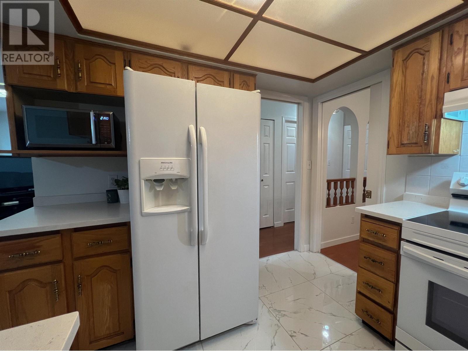 Listing Picture 13 of 24 : 8006 CHESTER STREET, Vancouver / 溫哥華 - 魯藝地產 Yvonne Lu Group - MLS Medallion Club Member