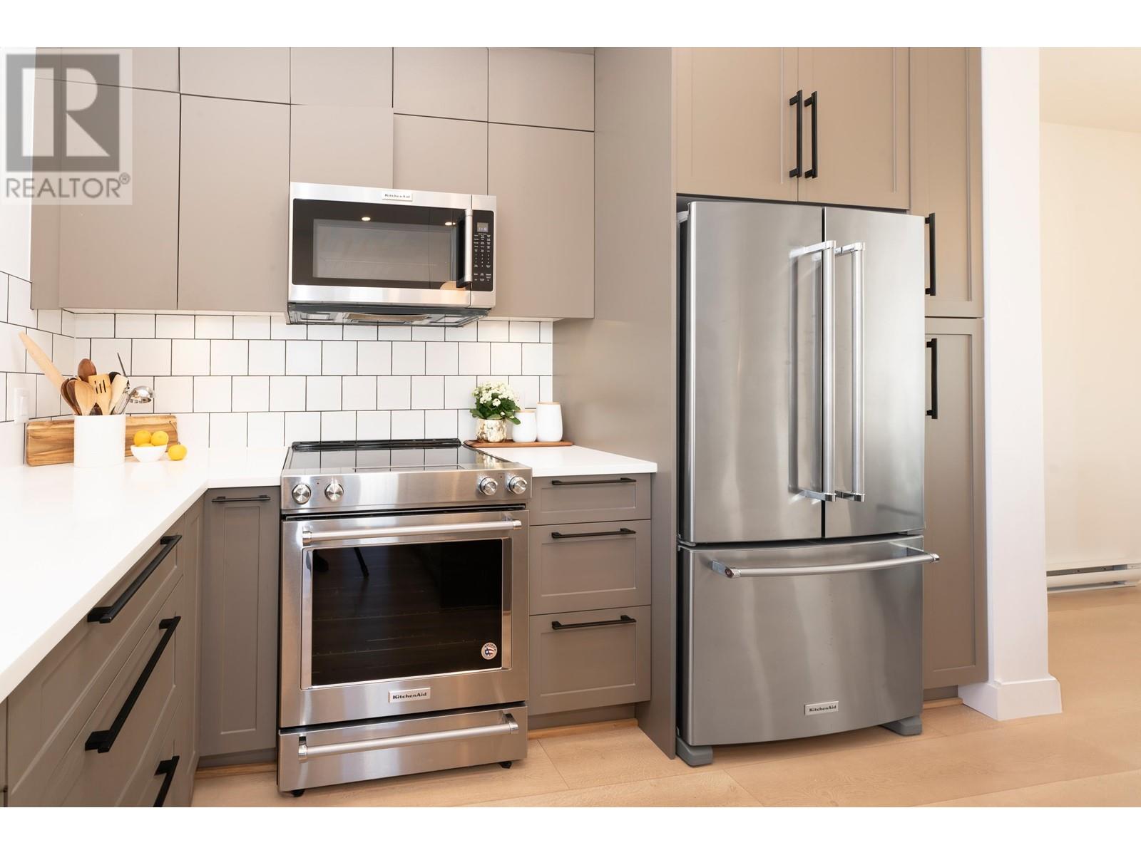 7 1221 ROCKLIN STREET