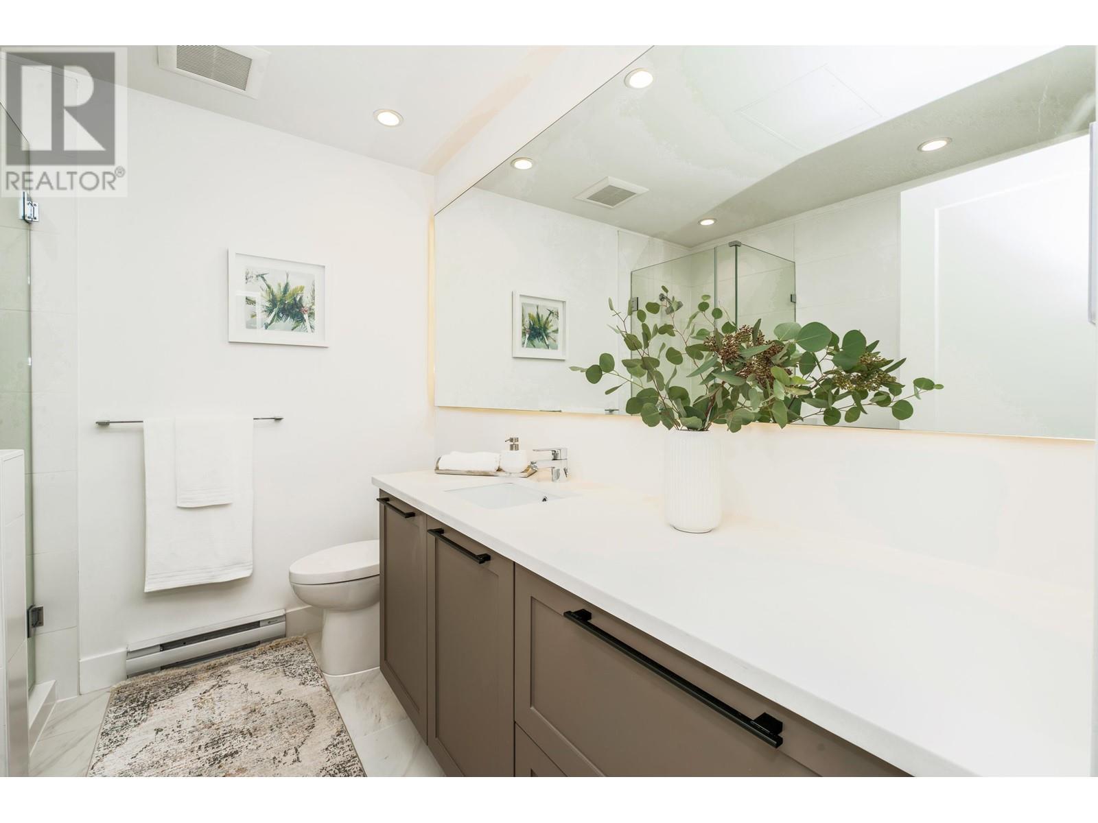 7 1221 ROCKLIN STREET