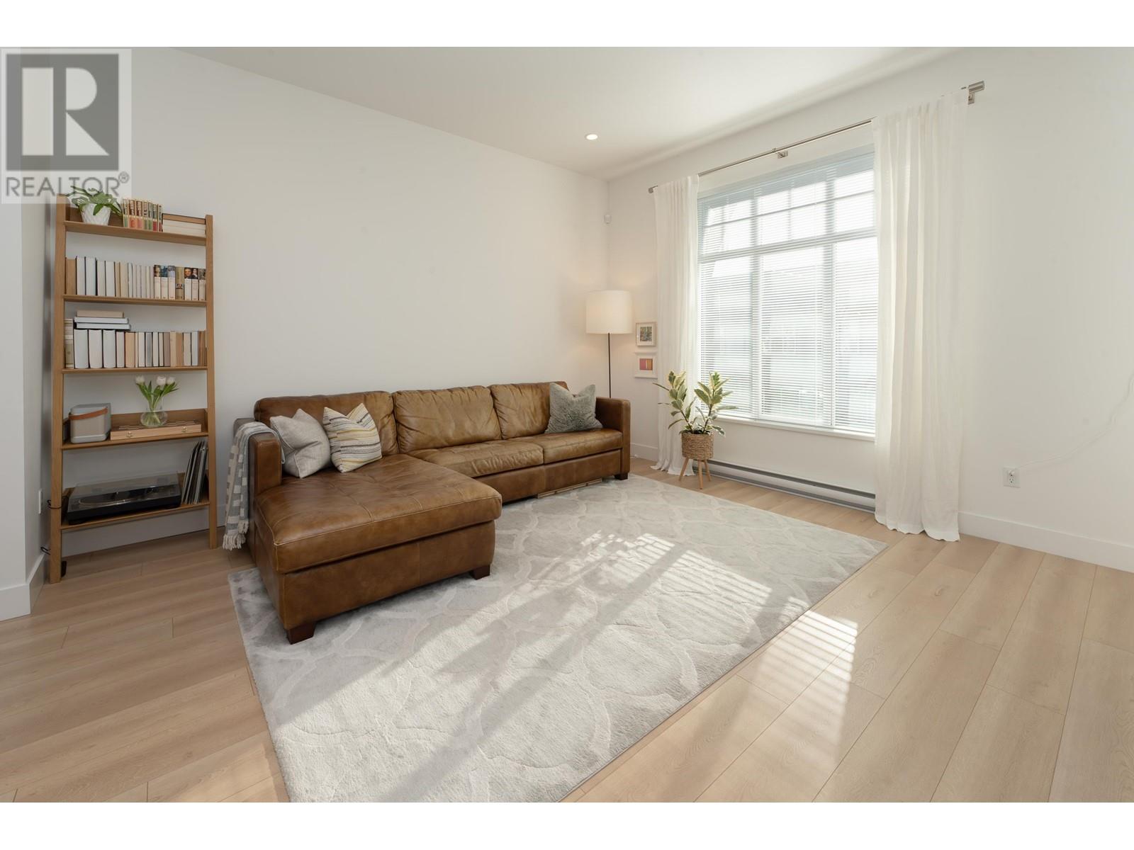 7 1221 ROCKLIN STREET