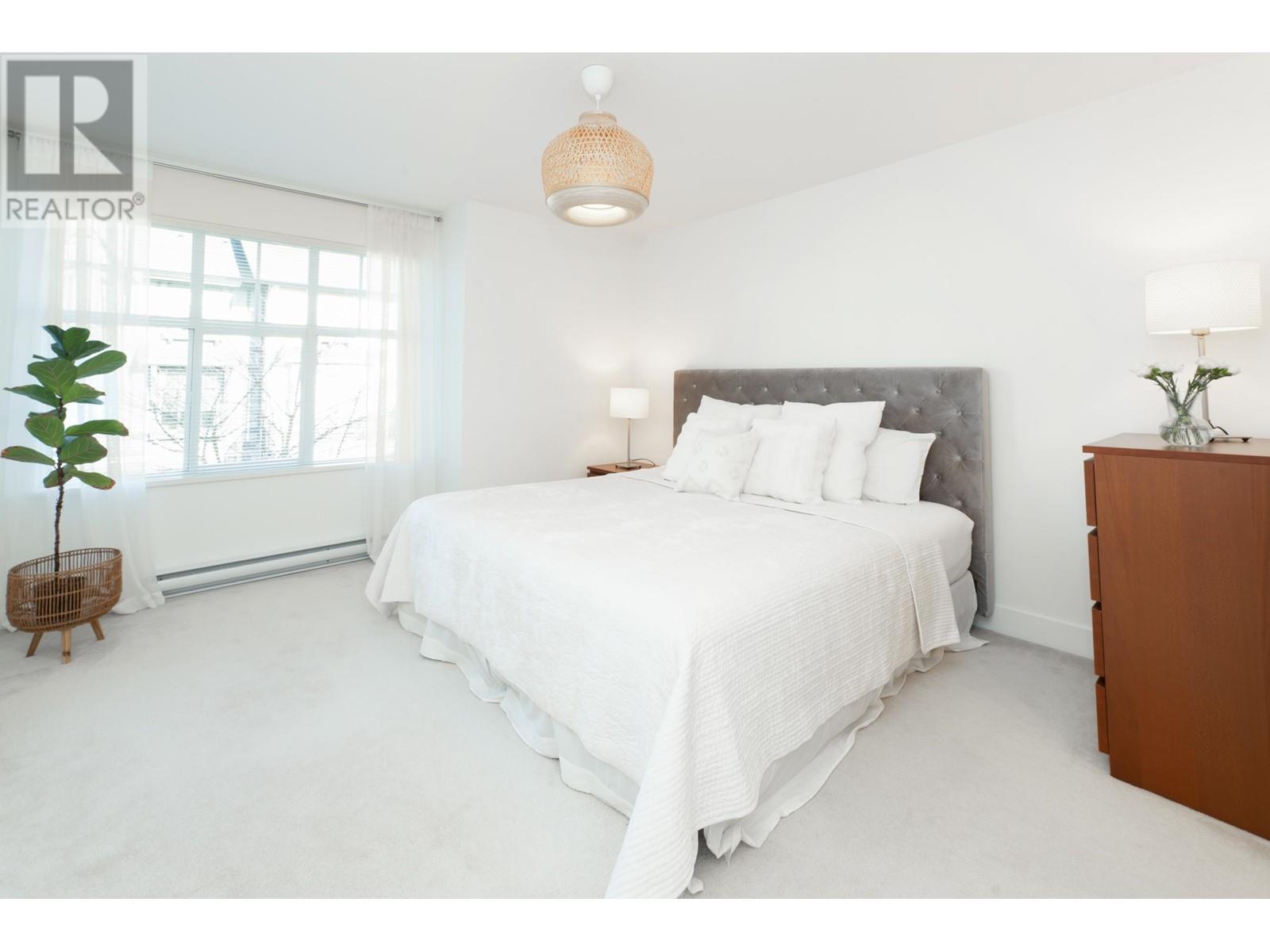 7 1221 ROCKLIN STREET