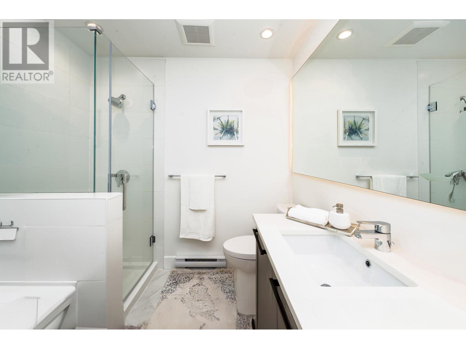 7 1221 ROCKLIN STREET