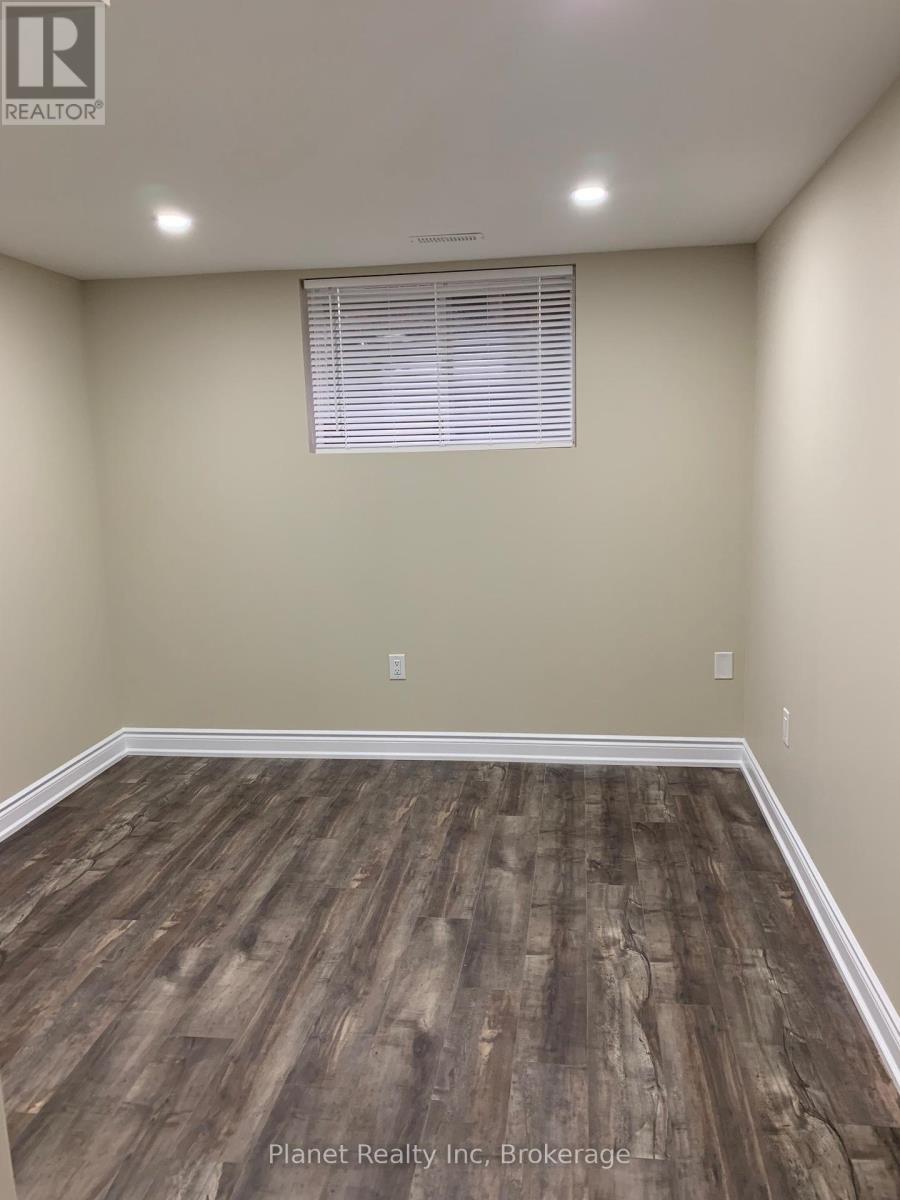 Lower - 22 Dudley Drive, Guelph, Ontario  N1G 0E6 - Photo 12 - X11929614