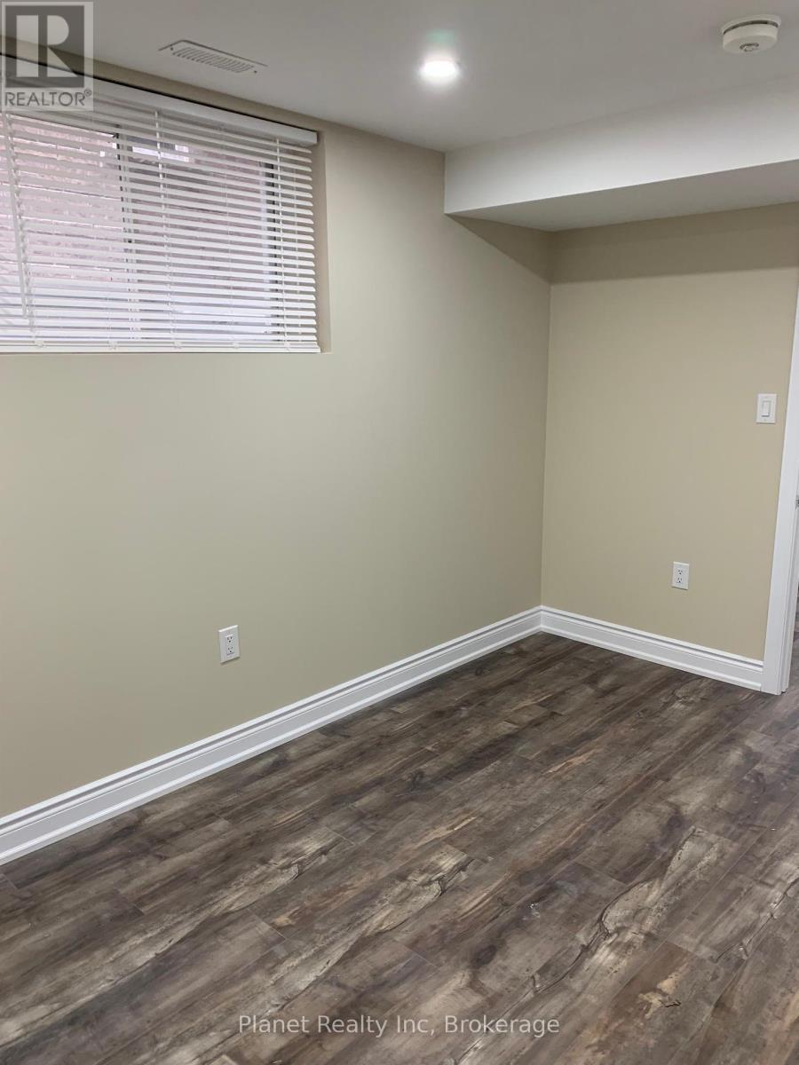 Lower - 22 Dudley Drive, Guelph, Ontario  N1G 0E6 - Photo 9 - X11929614