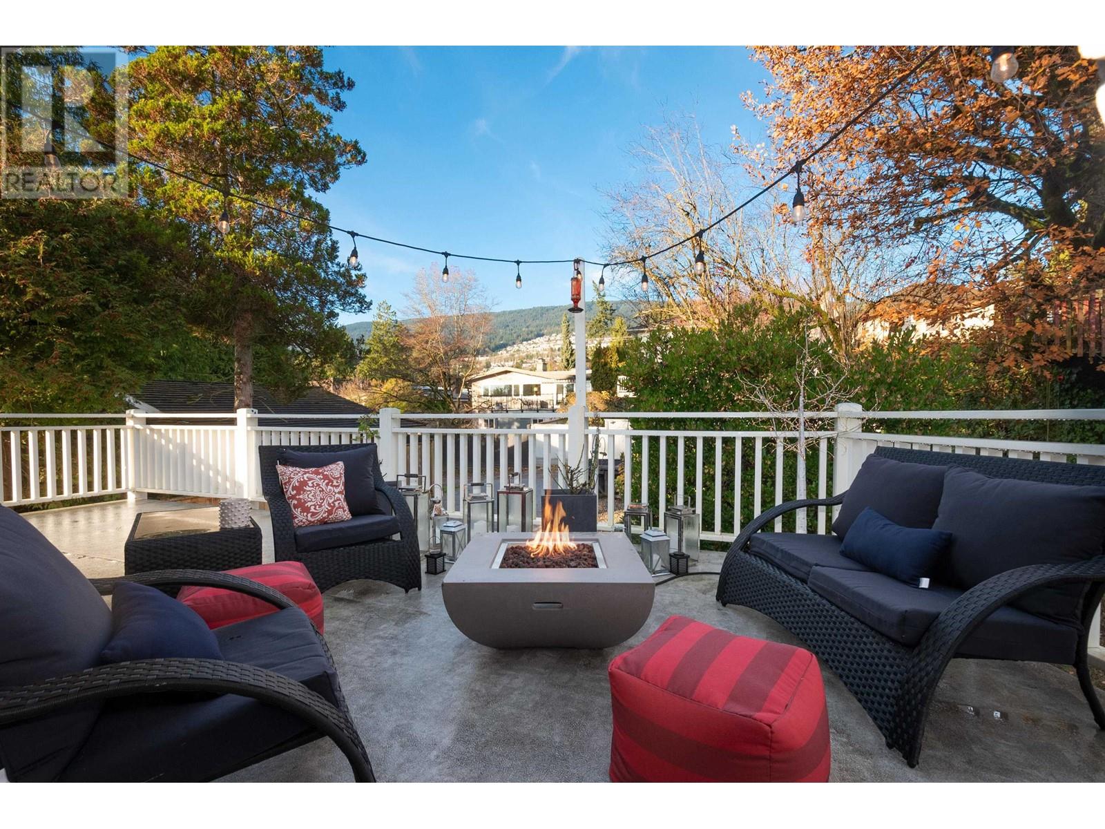 2047 Fulton Avenue, West Vancouver, British Columbia V7V 1T3 - Photo 24 - R2956234