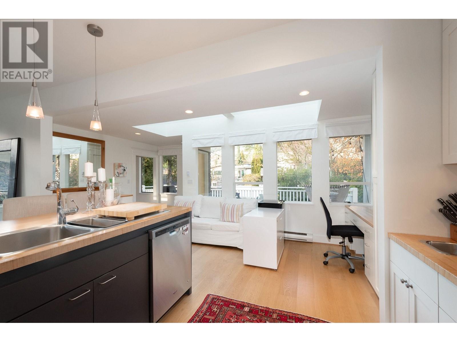 2047 Fulton Avenue, West Vancouver, British Columbia V7V 1T3 - Photo 11 - R2956234
