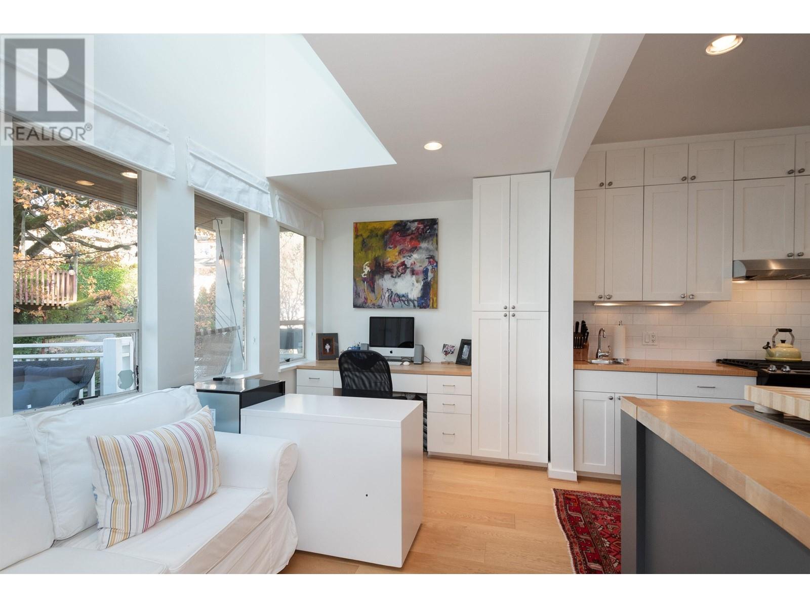 2047 Fulton Avenue, West Vancouver, British Columbia V7V 1T3 - Photo 12 - R2956234