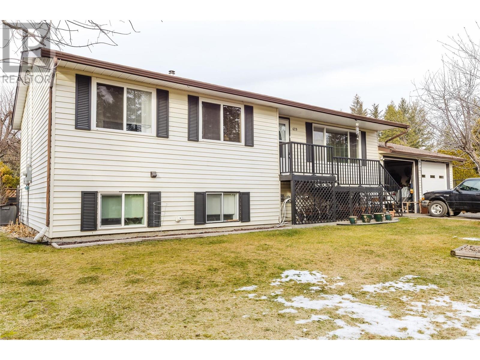 629 BARRIERE LAKES Road, barriere, British Columbia