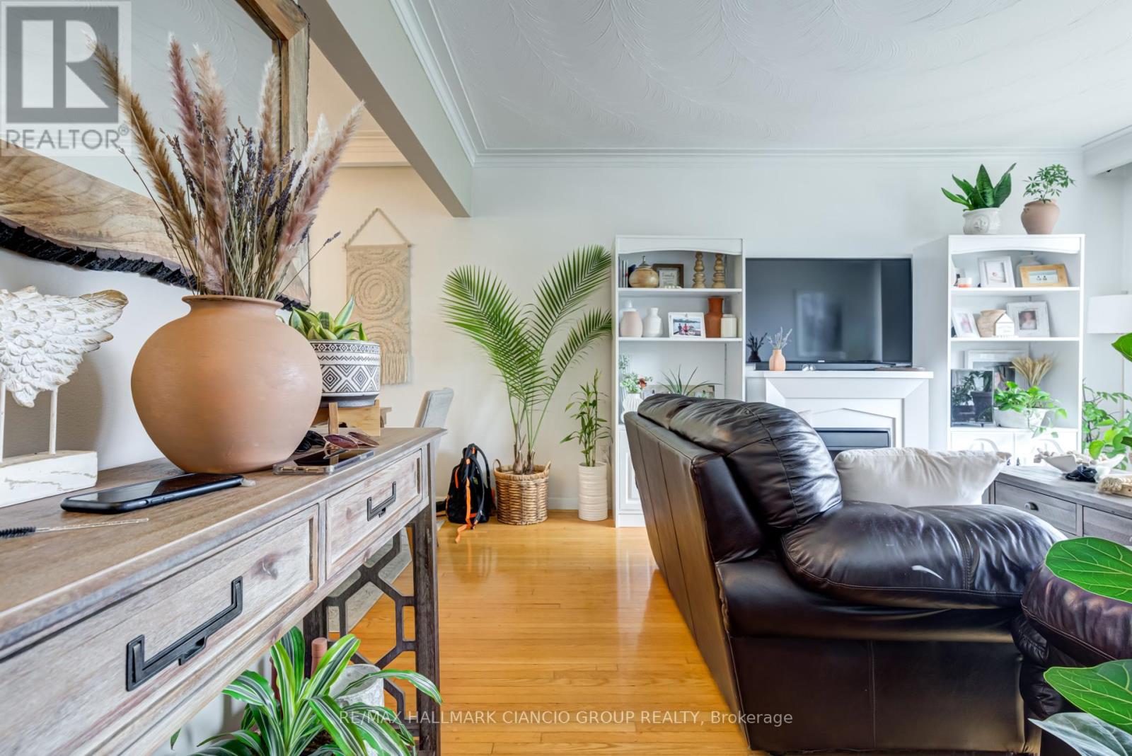 38 Pendeen Avenue, Toronto (Rockcliffe-Smythe), Ontario  M6N 2P3 - Photo 18 - W11929664