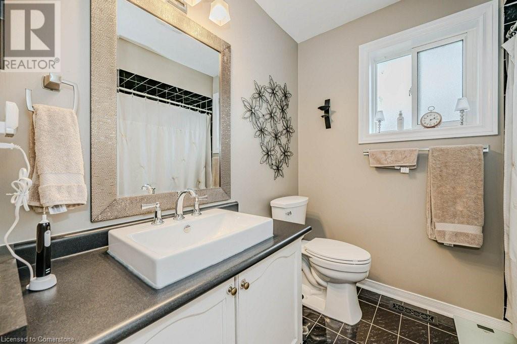 633 Amelia Crescent, Burlington, Ontario  L7L 6E6 - Photo 20 - 40691445