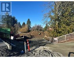 10956 Chalet Rd, north saanich, British Columbia