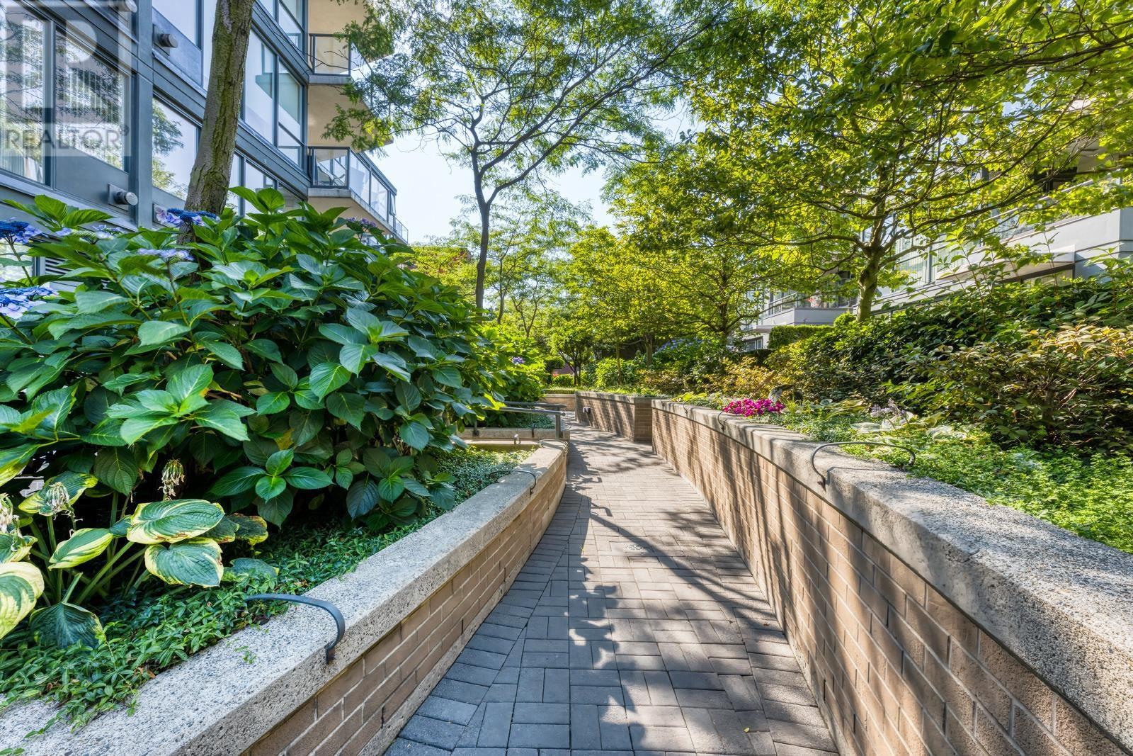 307 1450 W 6th Avenue, Vancouver, British Columbia  V6H 4H9 - Photo 19 - R2956504