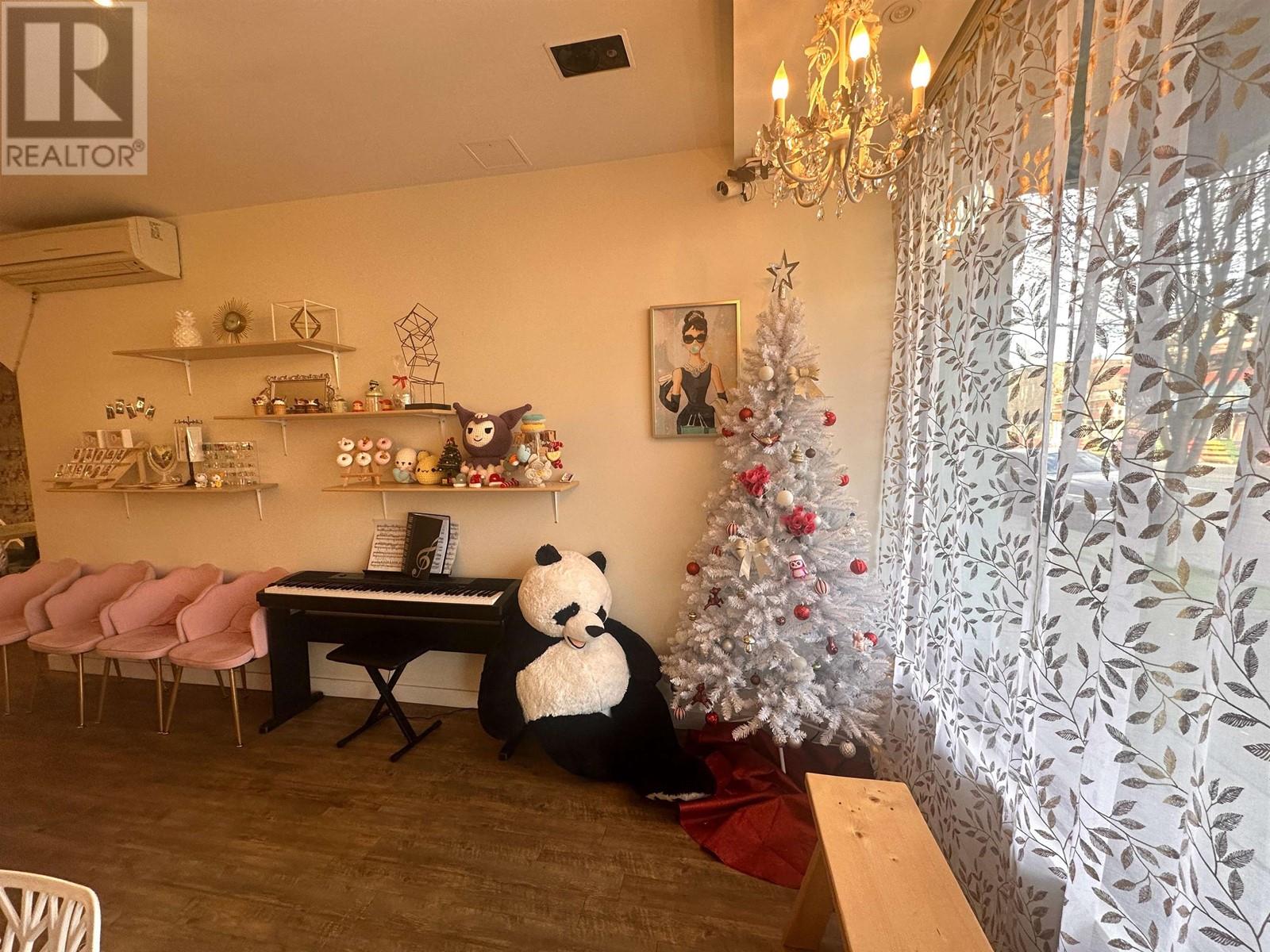 4385 Main Street, Vancouver, British Columbia  V5V 3R1 - Photo 8 - C8065670