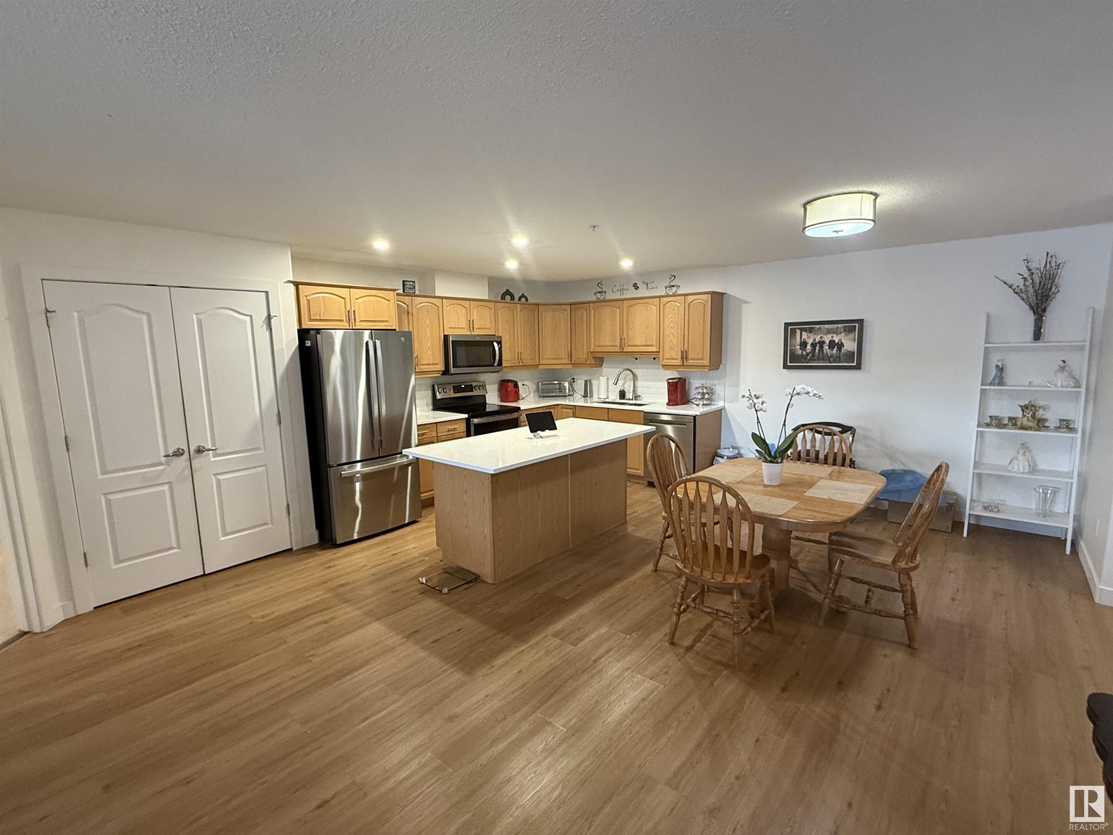 #320 278 Suder Greens Dr Nw, Edmonton, Alberta  T5T 6V6 - Photo 3 - E4418433