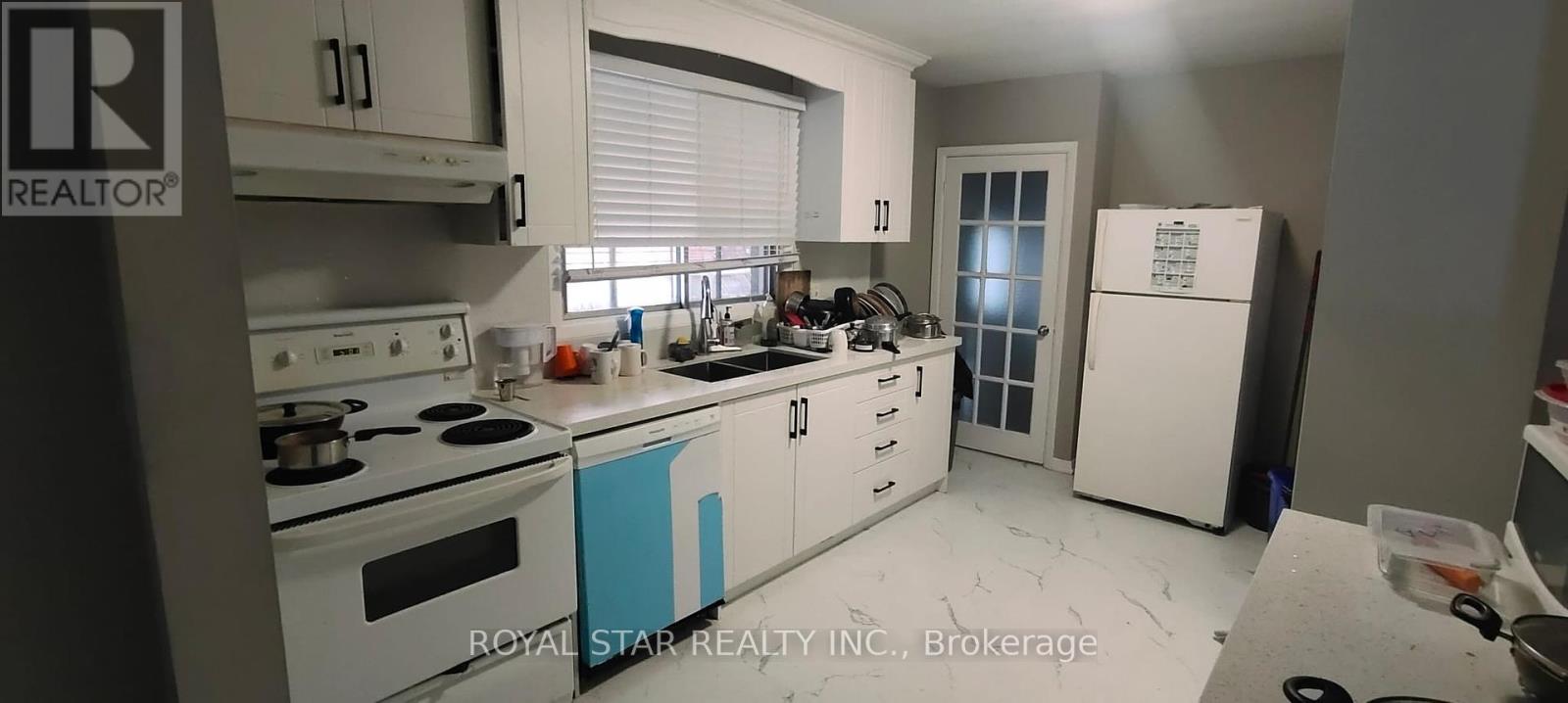 Property at 83 IRVING PLACE image 4