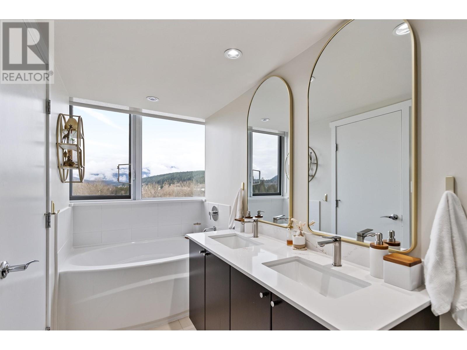 1103 660 Nootka Way, Port Moody, British Columbia  V3H 0B7 - Photo 18 - R2957469