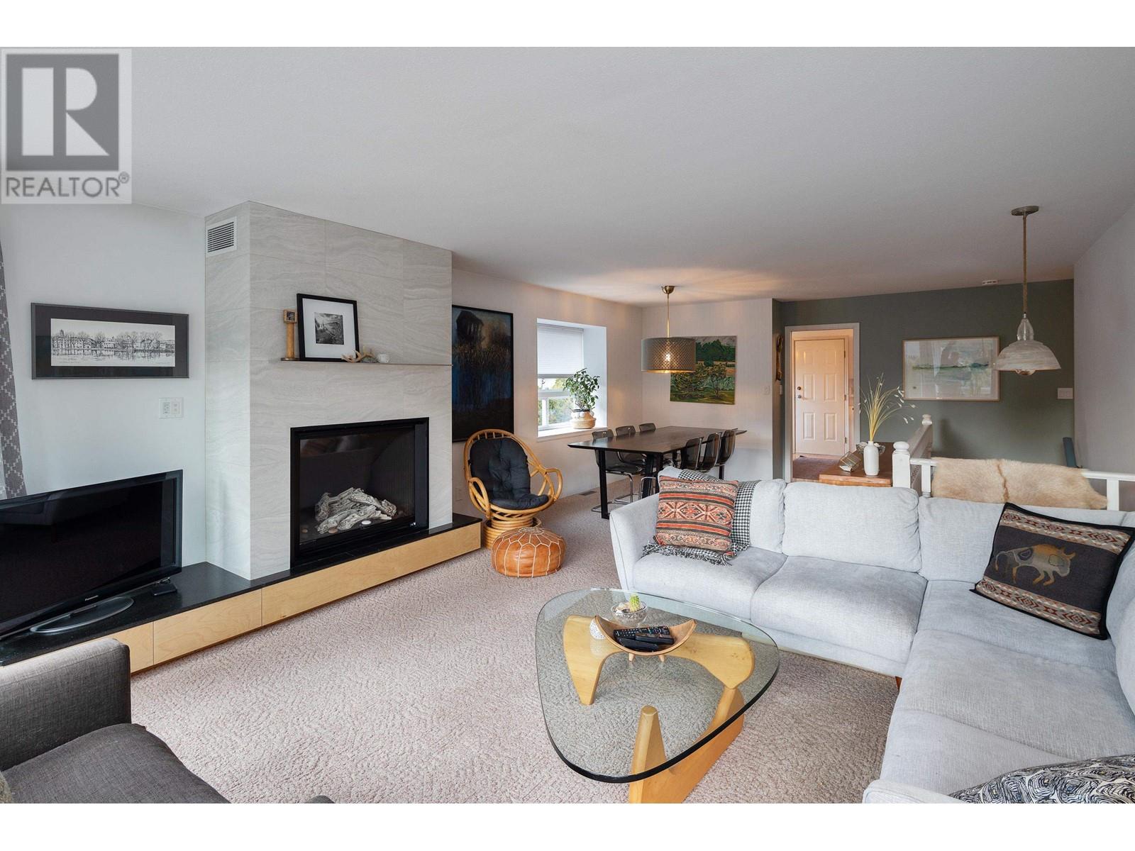 1001 Pomona Way, Squamish, British Columbia  V8B 0G1 - Photo 6 - R2957328