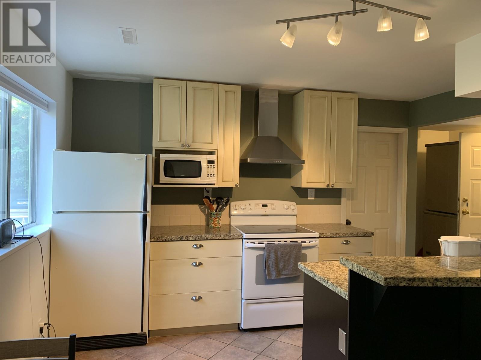 1001 Pomona Way, Squamish, British Columbia  V8B 0G1 - Photo 34 - R2957328