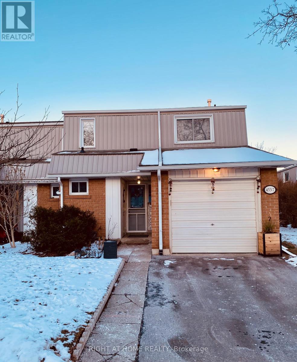 Property at 7 - 453 WOODVIEW ROAD image 1