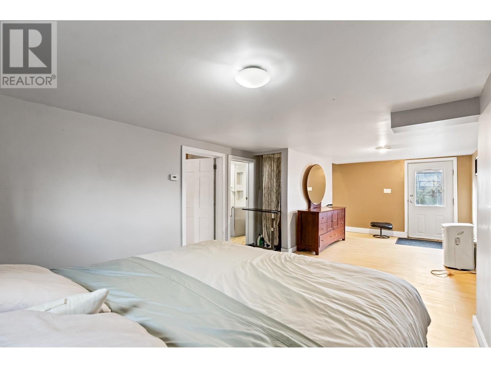 204 Wood Street, New Westminster, British Columbia  V3M 5K4 - Photo 30 - R2938263