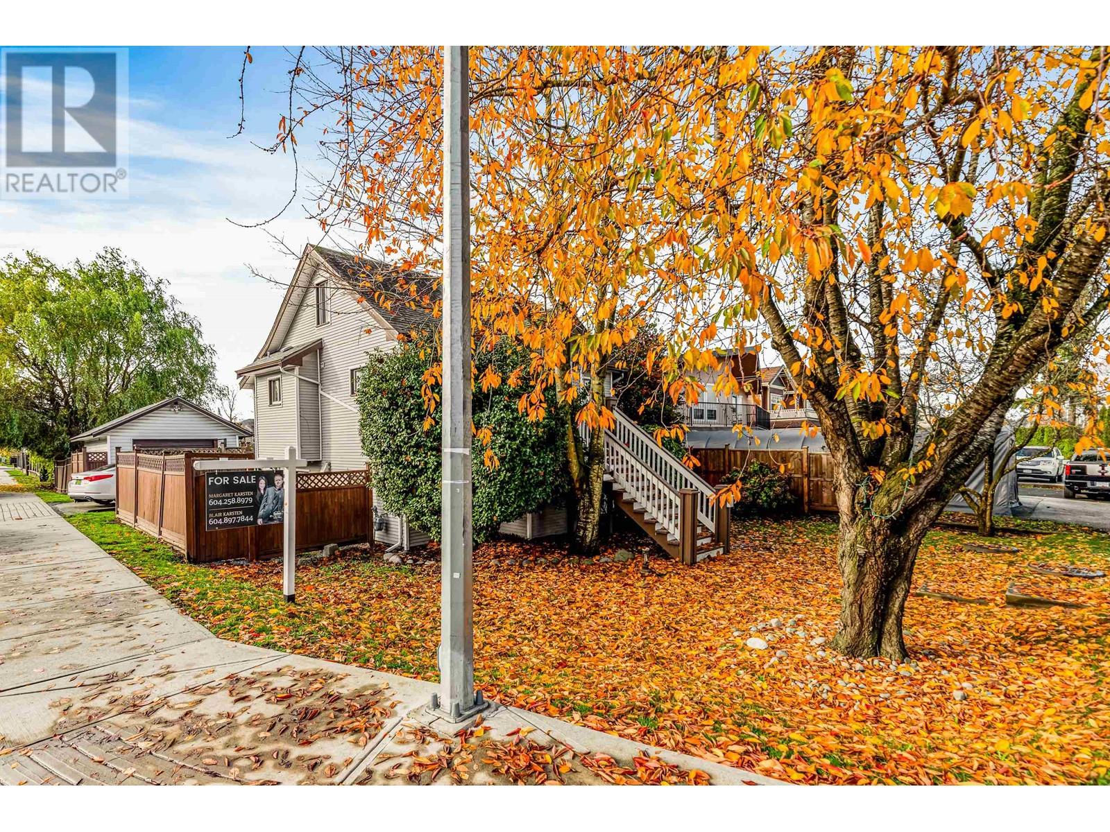 204 Wood Street, New Westminster, British Columbia  V3M 5K4 - Photo 2 - R2938263