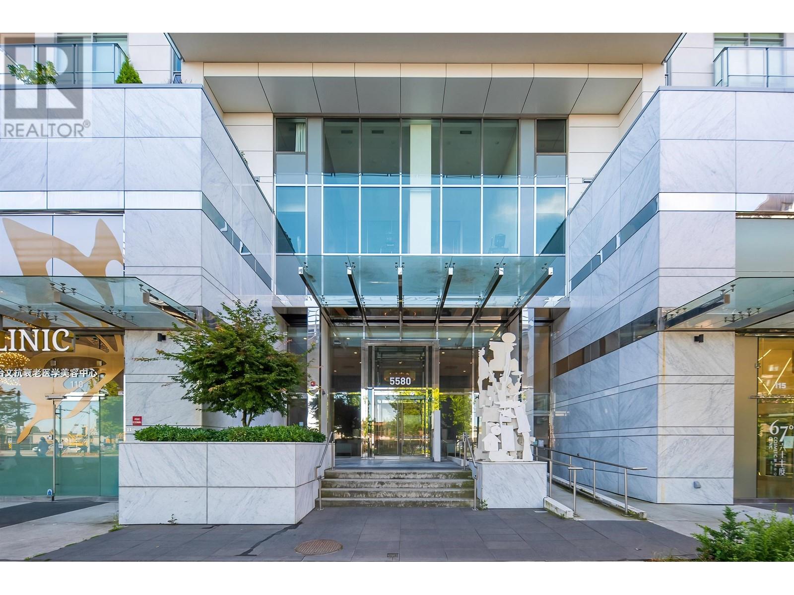 Listing Picture 2 of 20 : 1605 5580 NO. 3 ROAD, Richmond / 烈治文 - 魯藝地產 Yvonne Lu Group - MLS Medallion Club Member