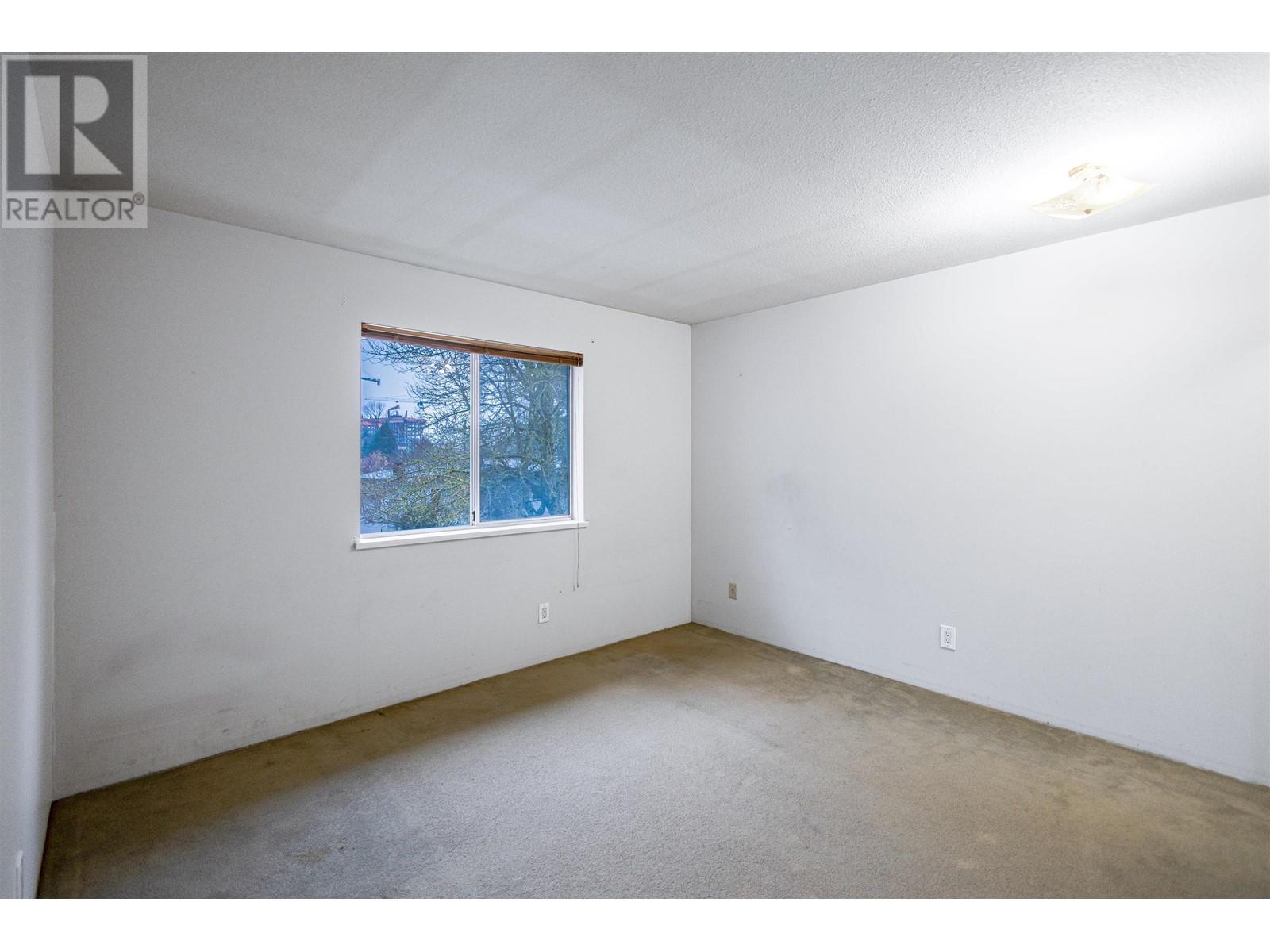Listing Picture 20 of 27 : 7969-7989 CAMBIE STREET, Vancouver / 溫哥華 - 魯藝地產 Yvonne Lu Group - MLS Medallion Club Member