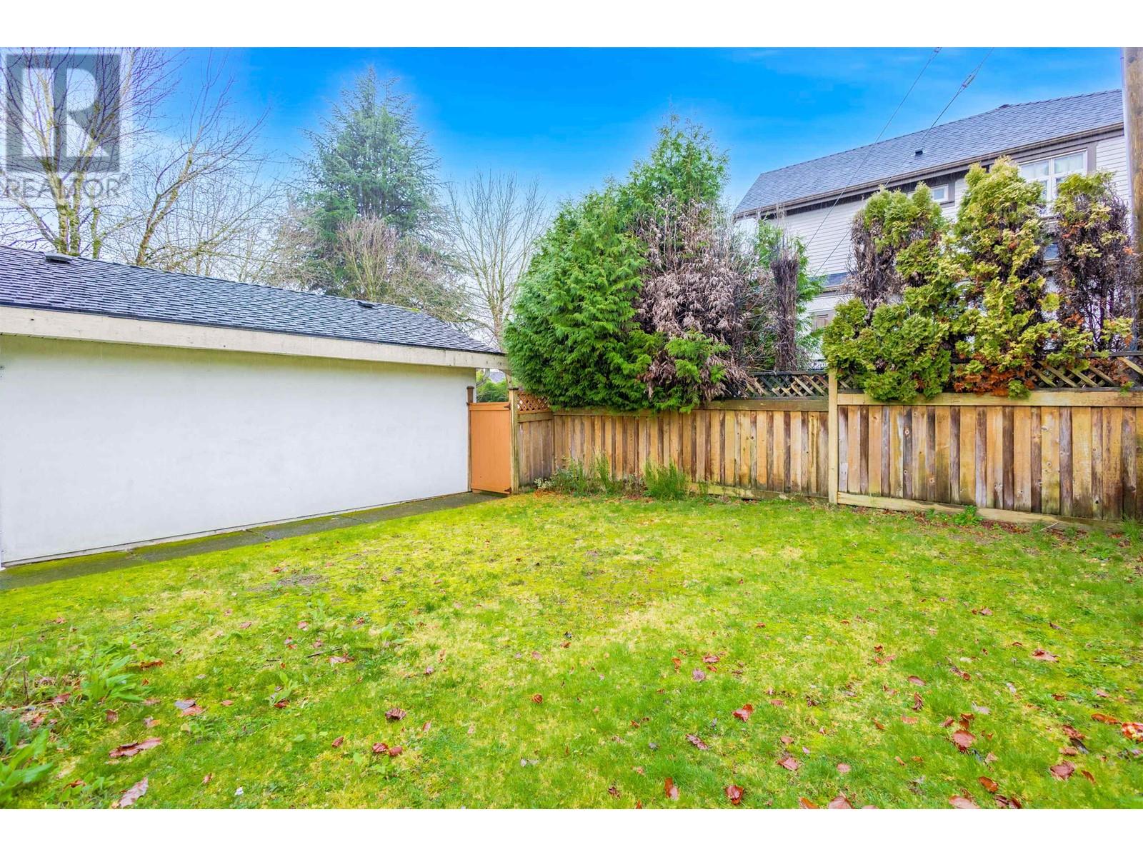Listing Picture 26 of 27 : 7969-7989 CAMBIE STREET, Vancouver / 溫哥華 - 魯藝地產 Yvonne Lu Group - MLS Medallion Club Member