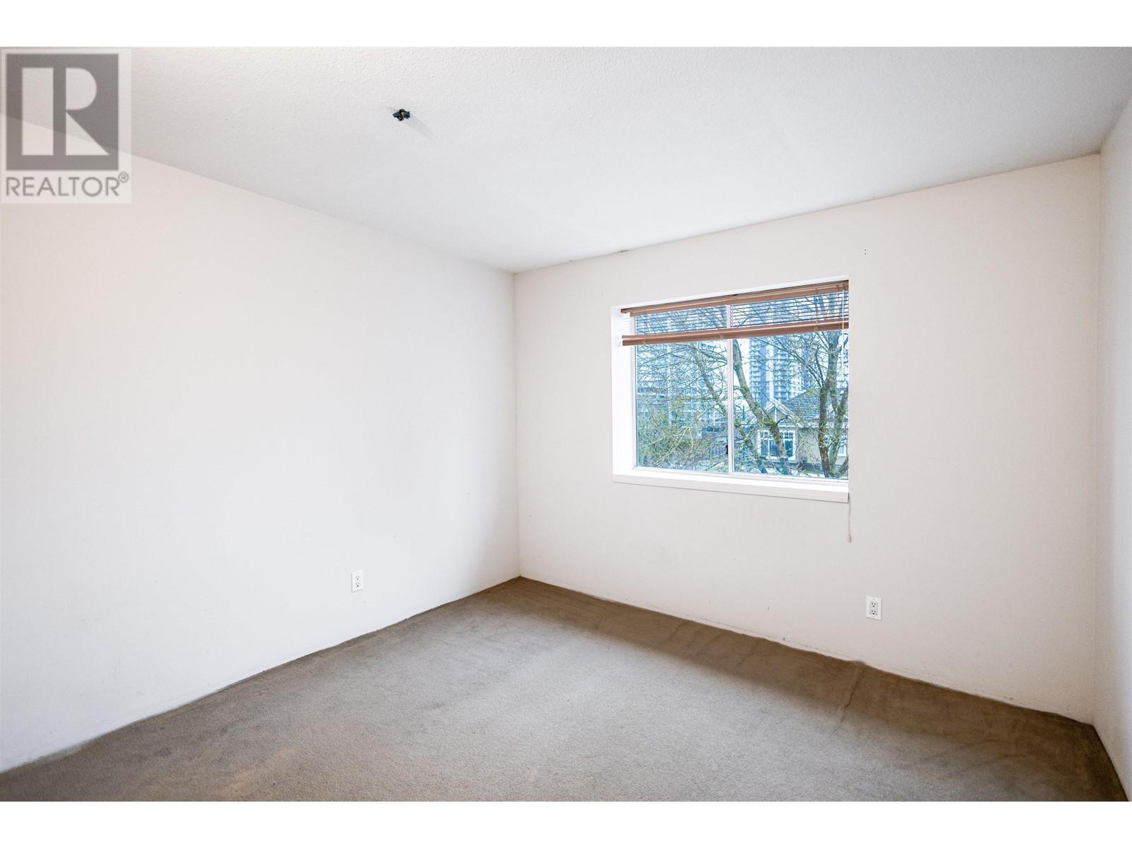 Listing Picture 18 of 27 : 7969-7989 CAMBIE STREET, Vancouver / 溫哥華 - 魯藝地產 Yvonne Lu Group - MLS Medallion Club Member