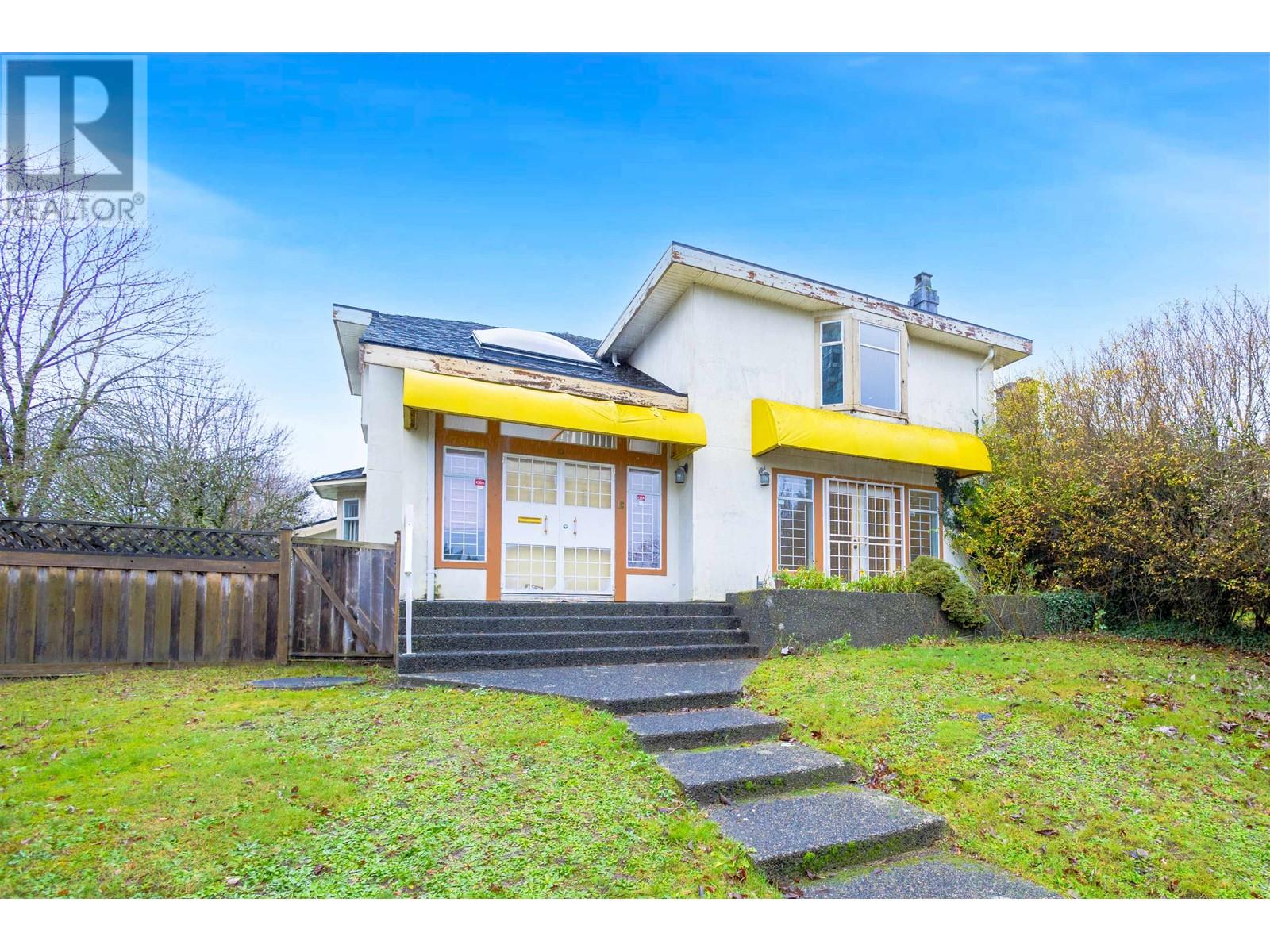 Listing Picture 25 of 27 : 7969-7989 CAMBIE STREET, Vancouver / 溫哥華 - 魯藝地產 Yvonne Lu Group - MLS Medallion Club Member