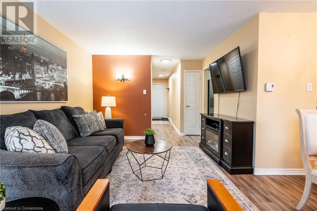 1493 Ester Drive, Burlington, Ontario  L7P 1L5 - Photo 8 - 40691471