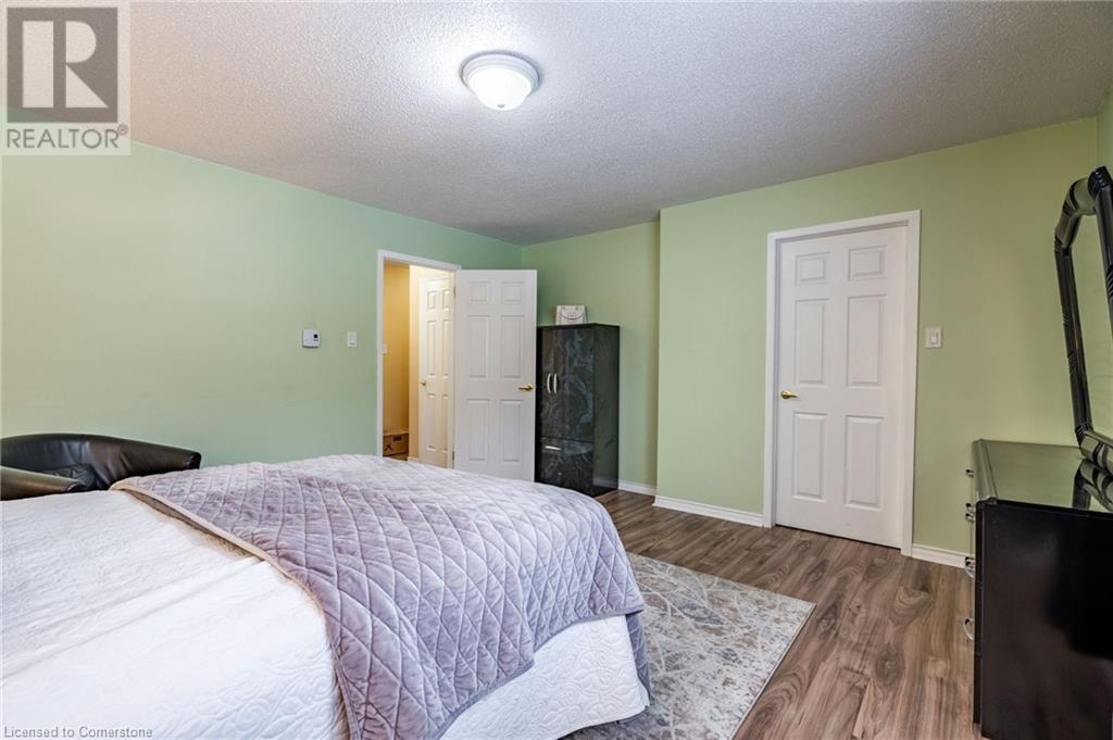 1493 Ester Drive, Burlington, Ontario  L7P 1L5 - Photo 25 - 40691471