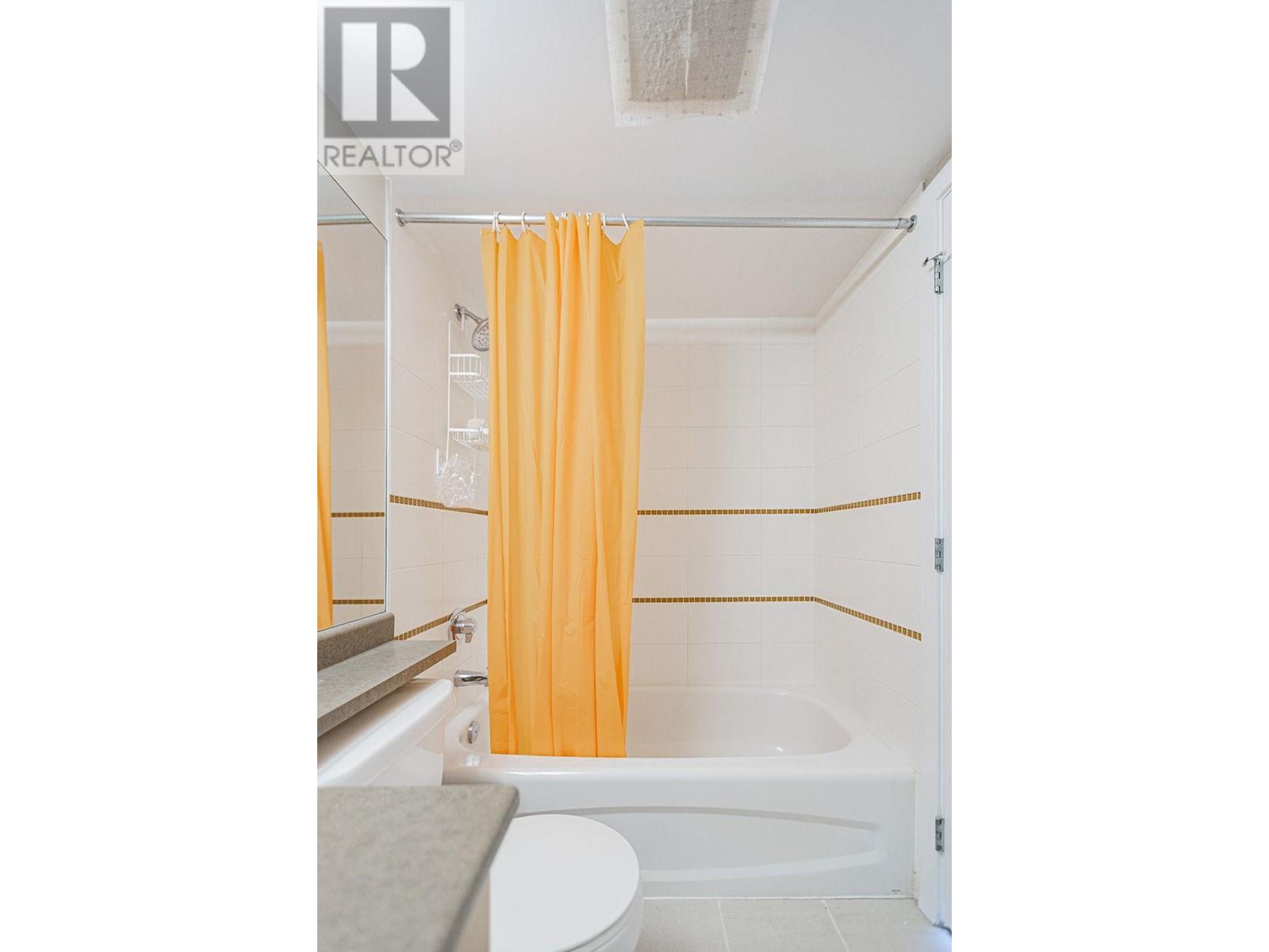 Listing Picture 14 of 40 : 1602 3660 VANNESS AVENUE, Vancouver / 溫哥華 - 魯藝地產 Yvonne Lu Group - MLS Medallion Club Member